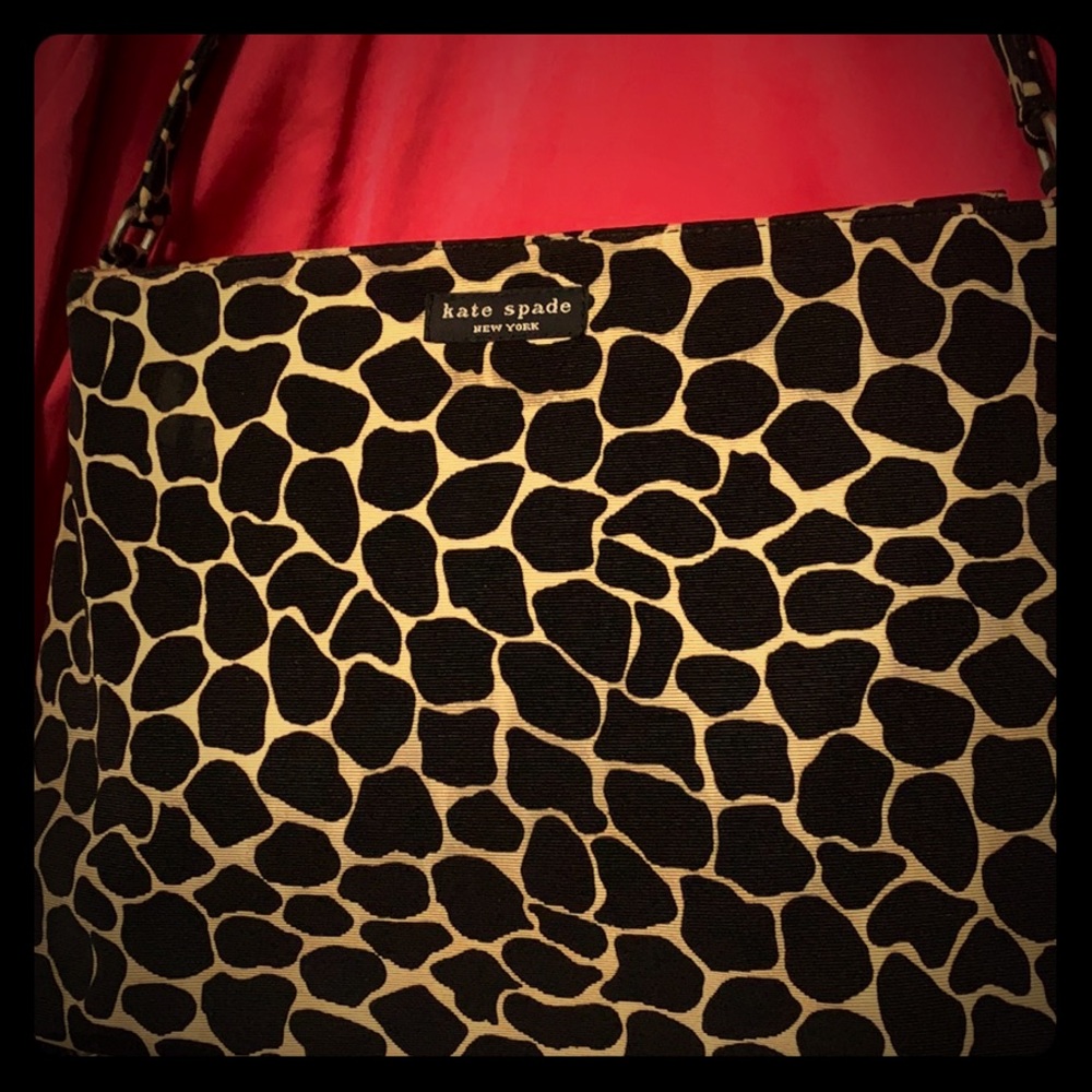 KATE ♠️ “MADE IN FLORENCE”“🦒giraffe print!”
